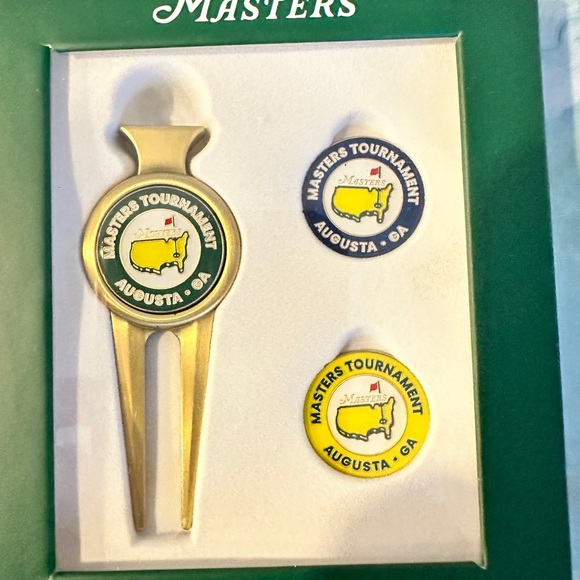 Masters Green and Yellow Divot Tool Set (NEW) - Picture 2 of 2